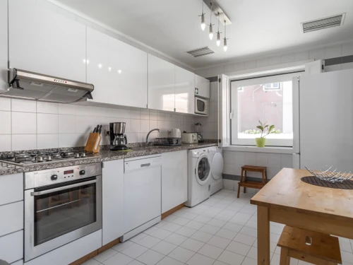 Apartment Lisbon, 3 bedrooms, 9 persons - photo_1011825558038