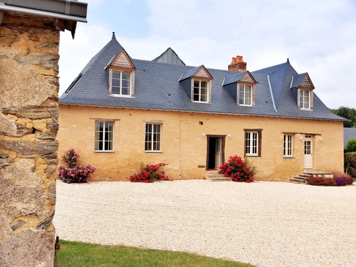 Gîte Château-Gontier-sur-Mayenne, 6 pièces, 14 personnes - photo_1011825665079