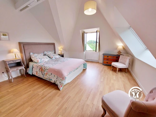 Gîte Château-Gontier-sur-Mayenne, 6 pièces, 14 personnes - photo_1011825665079