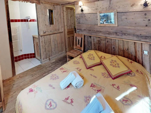 Chalet Les Menuires, 7 bedrooms, 15 persons - photo_13783602631