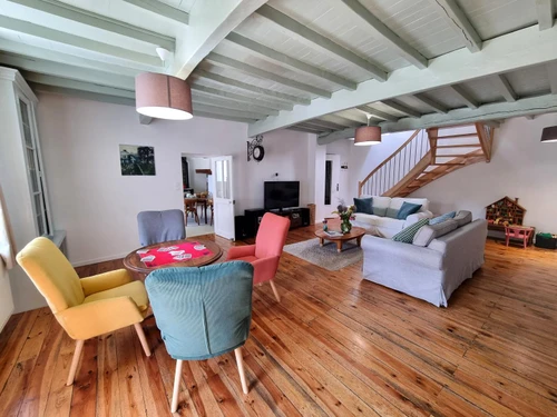 Gîte Saint-Denis-sur-Coise, 5 pièces, 10 personnes - photo_1011832022936