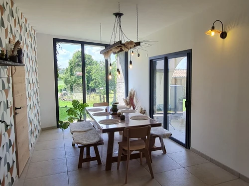 Guestroom Ormes-et-Ville, 1 pièce, 2 personnes - photo_1011832513411