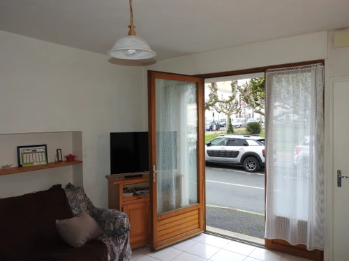 Villa Les Sables-d'Olonne, 2 bedrooms, 5 persons - photo_8375673553