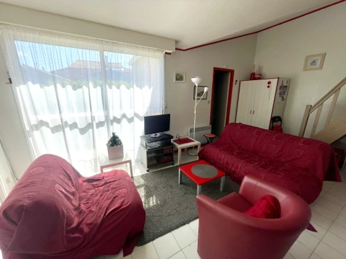 Villa Les Sables-d'Olonne, 2 bedrooms, 4 persons - photo_8375675848