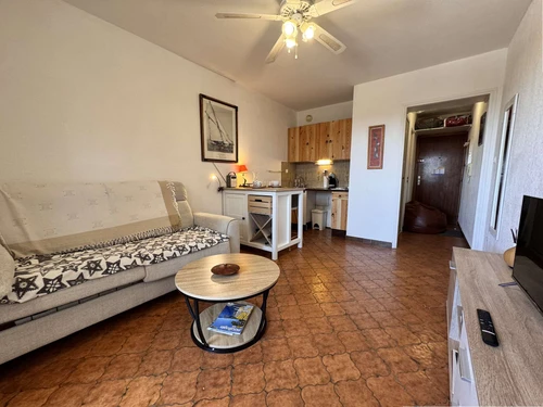 Apartment Six-Fours-les-Plages, studio flat, 2 persons - photo_1011833926465