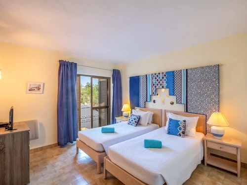 Ferienwohnung Albufeira, 2 Schlafzimmer, 5 Personen - photo_1011806913361