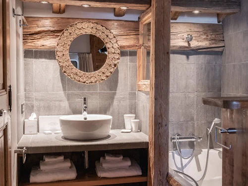 Chalet Val-d'Isère, 4 bedrooms, 8 persons - photo_1011836083947