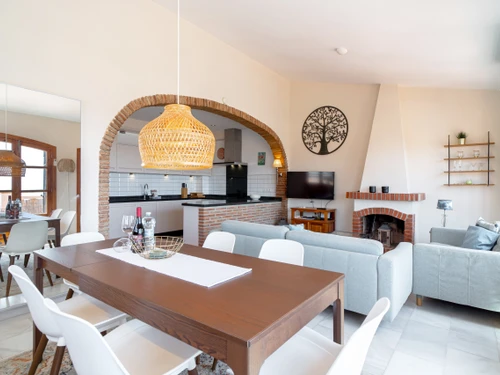 Casa rural Nerja, 2 dormitorios, 4 personas - photo_1011837685411