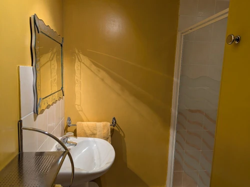 Guestroom Moyenmoutier, estudio, 3 personas - photo_1011663139626