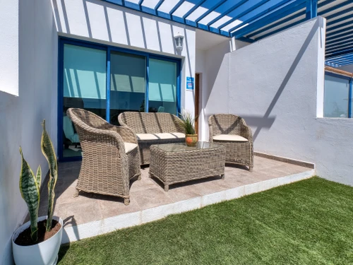 Villa Playa Blanca, 2 bedrooms, 4 persons - photo_1011773865458