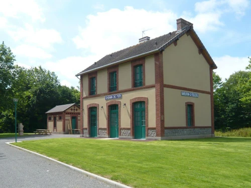 Gîte Saint-Cyr-du-Bailleul, 5 pièces, 8 personnes - photo_1011844726928