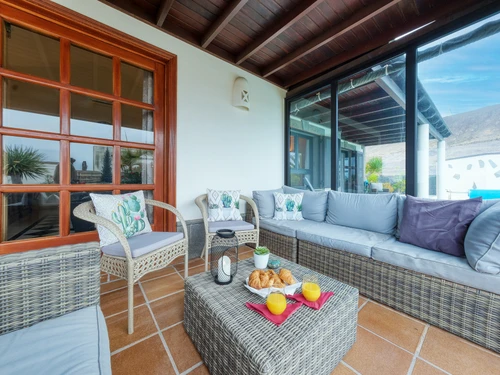 Villa Playa Blanca, 3 bedrooms, 8 persons - photo_1011713118272