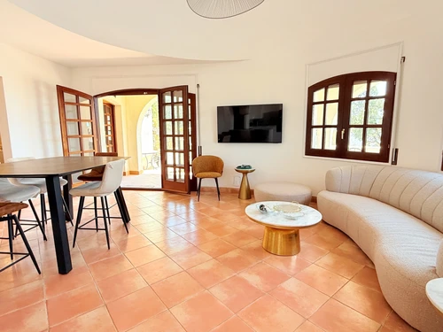 Villa Roses, 4 pièces, 6 personnes - photo_1011776731714