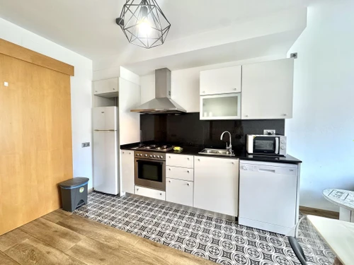 Apartment Roses, 2 bedrooms, 4 persons - photo_1011399467779