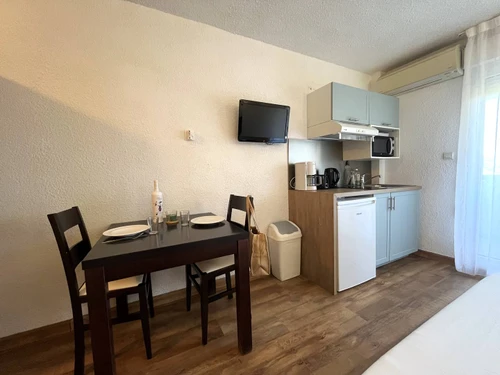 Apartment Saint-Florent, studio flat, 2 persons - photo_1011848608150