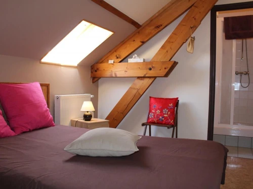 Guestroom Ouroux-en-Morvan, 1 pièce, 2 personnes - photo_1011695279295