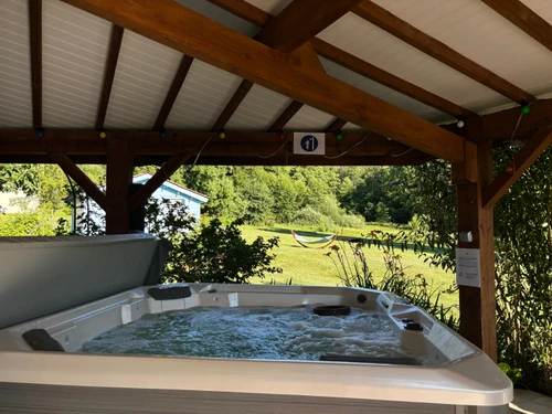 Casa rural La Chapelle-aux-Bois, 4 dormitorios, 10 personas - photo_1011846906448