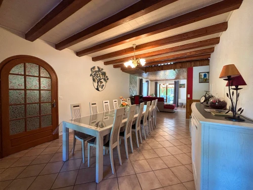 Casa rural La Chapelle-aux-Bois, 4 dormitorios, 10 personas - photo_1011846906448