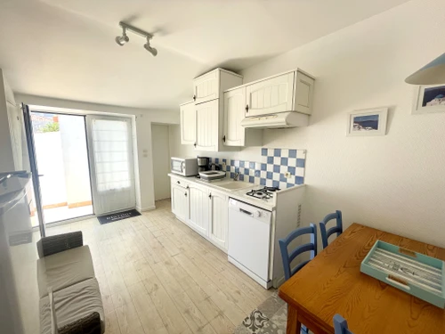 Villa Les Sables-d'Olonne, 2 bedrooms, 4 persons - photo_8375674132