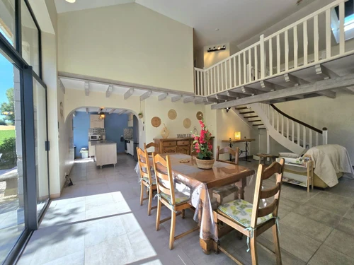 Gîte Comberanche-et-Épeluche, 3 pièces, 4 personnes - photo_1011853458287