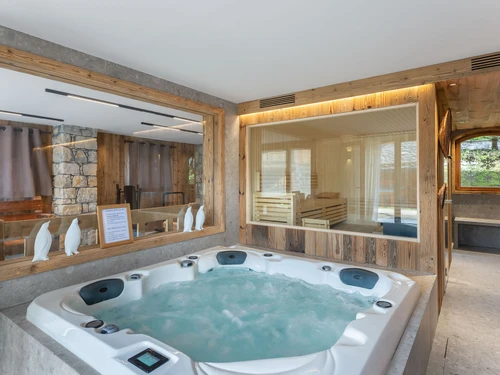 Chalet Méribel, 6 bedrooms, 12 persons - photo_19738062297
