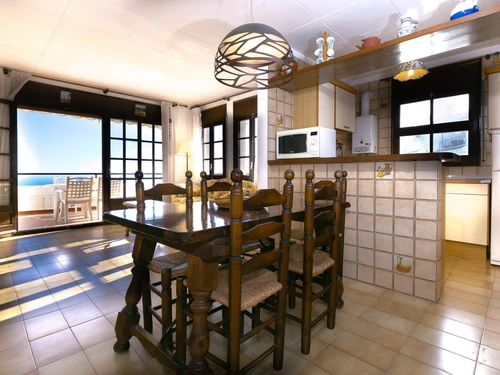 Apartment Roses, 2 bedrooms, 4 persons - photo_1011598270880