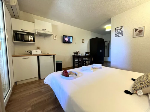 Apartment Saint-Florent, studio flat, 2 persons - photo_1011859173198