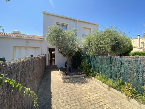 Villa Torroella de Montgrí, 2 bedrooms, 5 persons - photo_19081614417