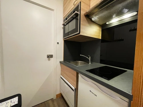 Studio Les Menuires, studio flat, 4 persons - photo_13988543022