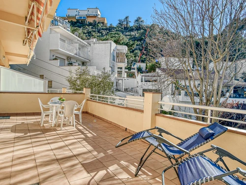 Apartment Roses, 2 bedrooms, 4 persons - photo_1011865196430