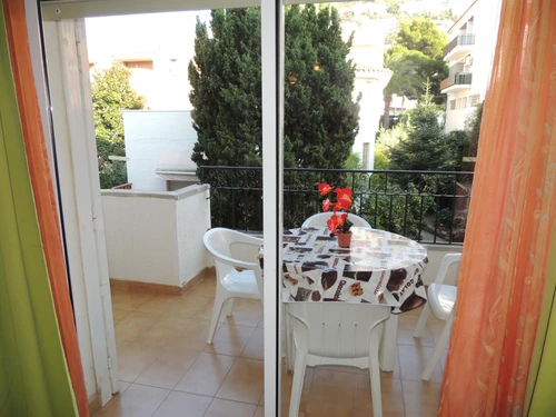 Apartment Roses, 2 bedrooms, 6 persons - photo_1011865263531