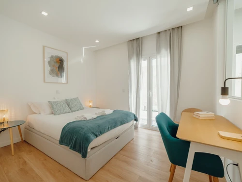 Apartment Porto, 1 bedroom, 3 persons - photo_1011865355775