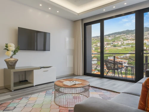 Apartment Câmara de Lobos, 1 bedroom, 4 persons - photo_1011865357798