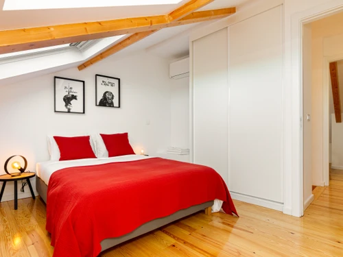 Apartment Lisbon, 2 bedrooms, 4 persons - photo_1011865419573