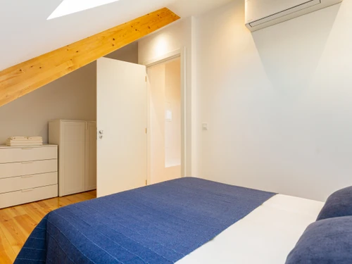 Apartment Lisbon, 2 bedrooms, 4 persons - photo_1011865419573