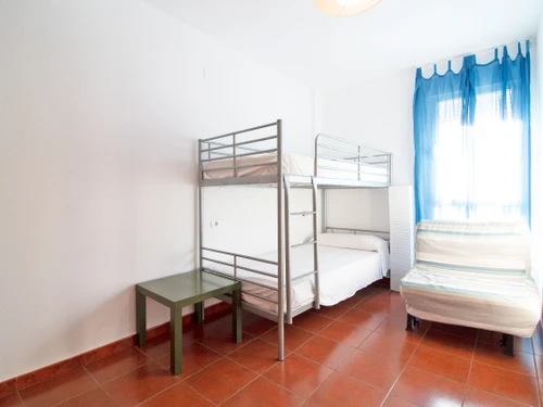 Apartment Sagunto, 3 bedrooms, 6 persons - photo_1011865472596