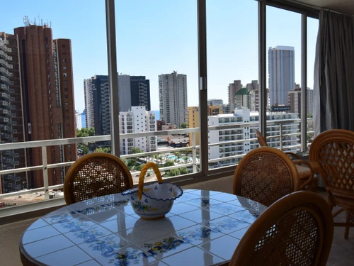 Apartamento Benidorm, 2 dormitorios, 6 personas - photo_1011865479031