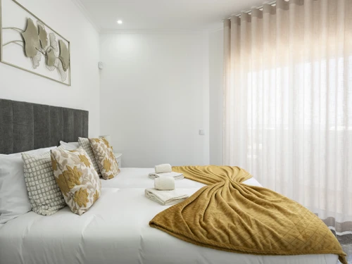 Ferienwohnung Quarteira, 2 Schlafzimmer, 5 Personen - photo_1011865527091