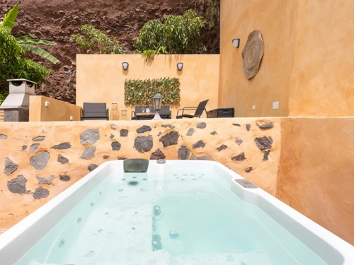 Villa Santa Cruz de Tenerife, 1 bedroom, 3 persons - photo_1011865548868