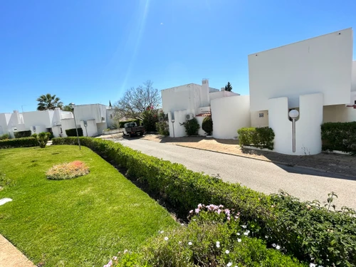Villa Quarteira-Vilamoura, 2 bedrooms, 4 persons - photo_1011865631969