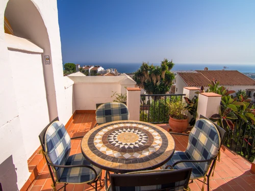 Apartamento Nerja, 2 dormitorios, 4 personas - photo_1011865640244