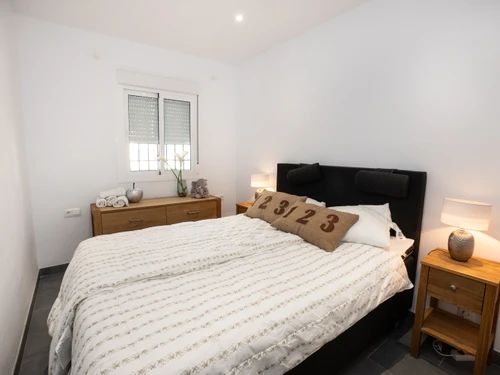 Apartamento Nerja, 2 dormitorios, 6 personas - photo_1011865669676