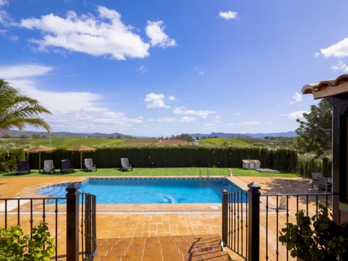 Casa Coín, 2 dormitorios, 6 personas - photo_1011865676384