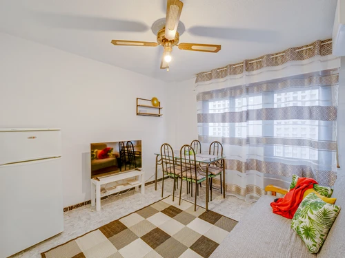 Ferienwohnung Benidorm, 2 Schlafzimmer, 4 Personen - photo_1011865702196
