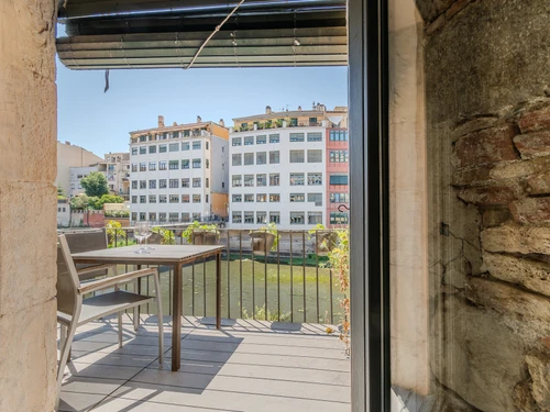 Apartamento Gerona / Girona, 2 dormitorios, 4 personas - photo_1011865731403