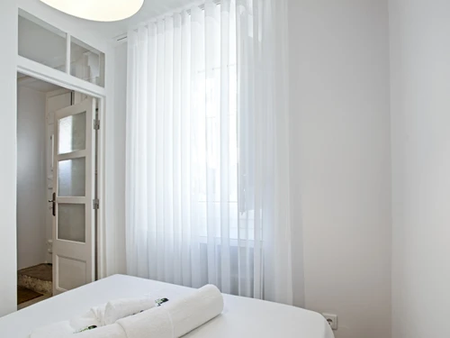 Apartment Lisbon, 2 bedrooms, 4 persons - photo_1011865732954