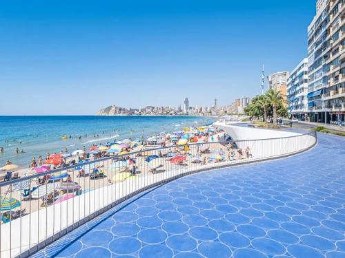 Apartamento Benidorm, 2 dormitorios, 6 personas - photo_1011865767988