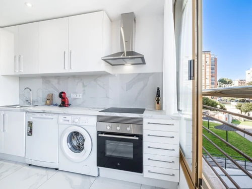 Apartamento Benidorm, 2 dormitorios, 6 personas - photo_1011865767988