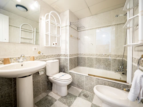 Apartment Punta del Moral, 2 bedrooms, 4 persons - photo_1011865774397