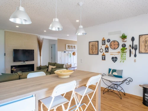 Villa Gaeiras, 2 bedrooms, 4 persons - photo_1011865794988